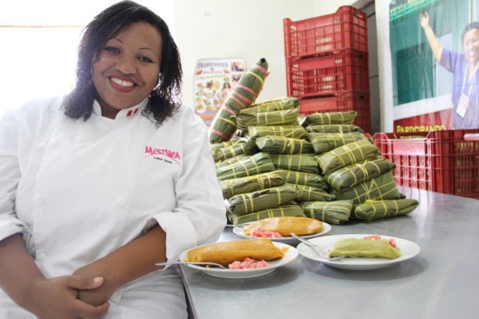Magali Silva Cordero, ganadora del Ají de Plata otorgado por la Feria Mistura a sus famosos tamales, será una de las participantes de la Feria Gastronómica UNICA el 18 de septiembre en el Meadowlands de Secaucus, Nueva Jersey.